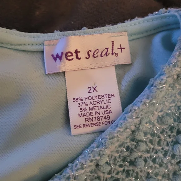 Spring dress - Picture 2 of 2